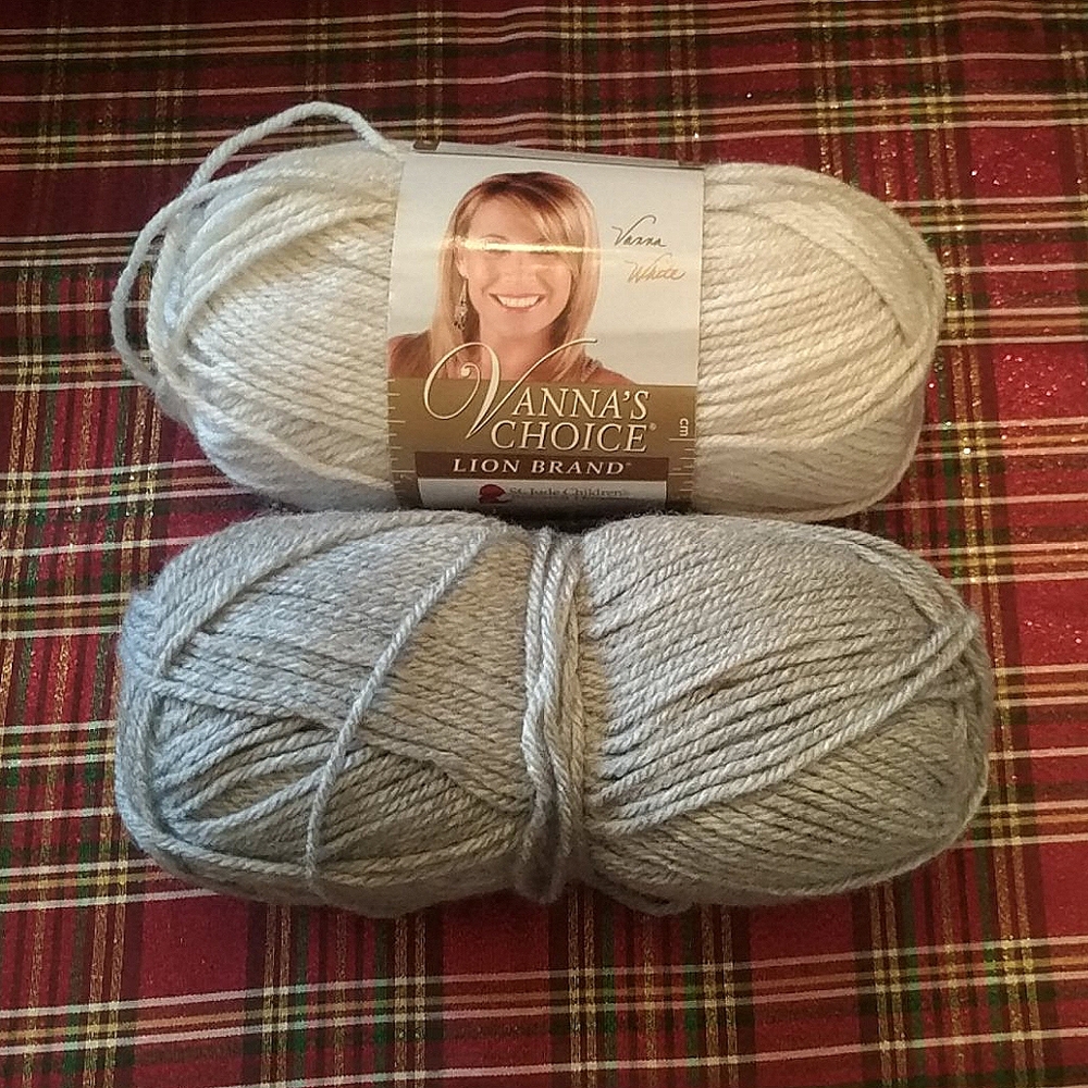 Bundle of neutral yarn